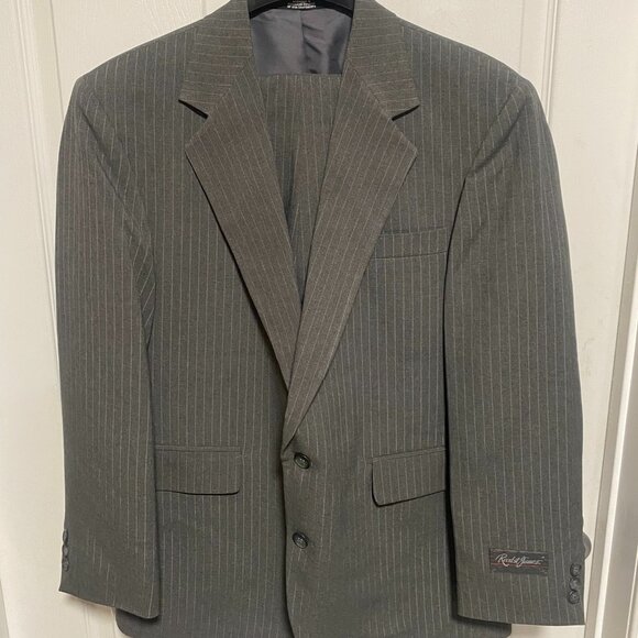 Men's VINTAGE Suit Gray Pinstripe NEW Reed St. James 40 Short 36x30 tag - Picture 1 of 7